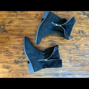 NWOT Qupid Black ZIP teddy fur line boot size 6